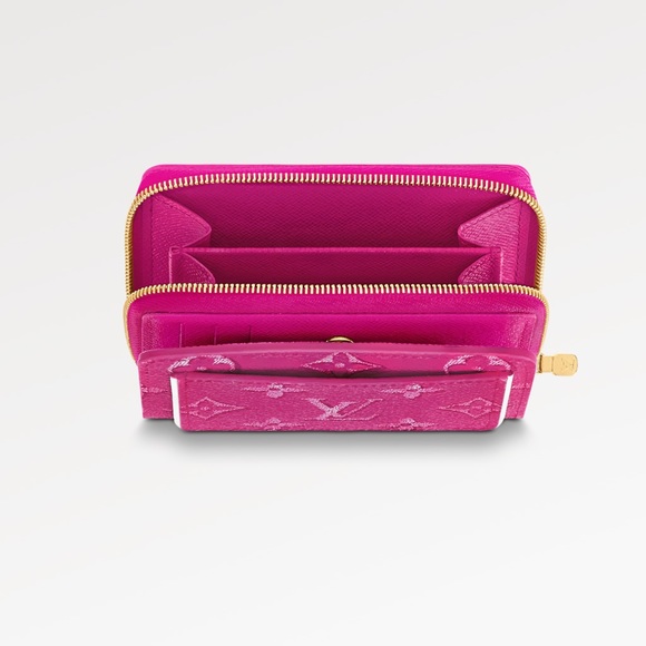 Sold x BNWT Louis vuitton Limited Edition pink canvas Lou wallet - Picture 11 of 12